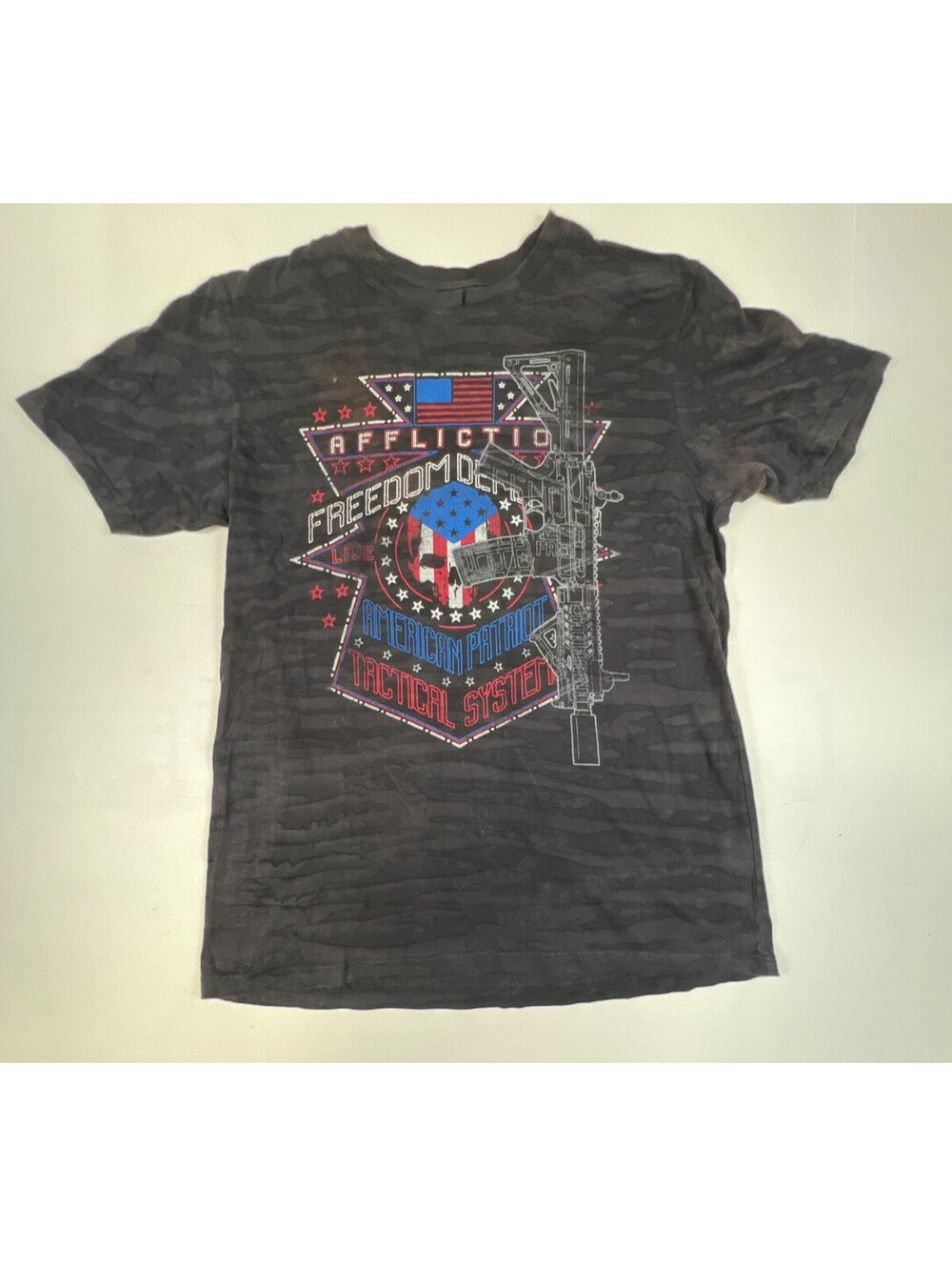 Affliction Men L Freedom Defender Tactical Rifle Graphic T-Shirt Black